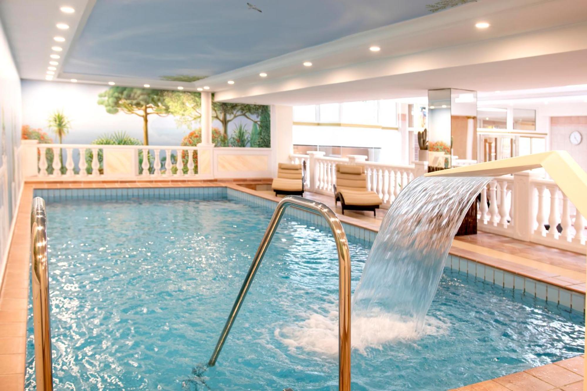 Golf- Und Wellnesshotel Amtsheide บัดบีเวนเซิน ภายนอก รูปภาพ